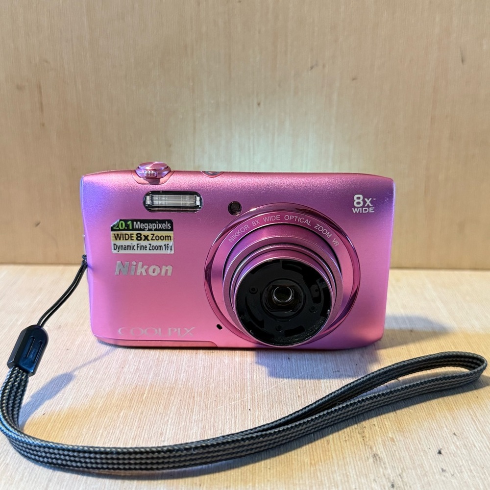 Nikon COOLPIX S3600 Pink 20MP Digital Camera Tested Good Missing Lens Cover Read